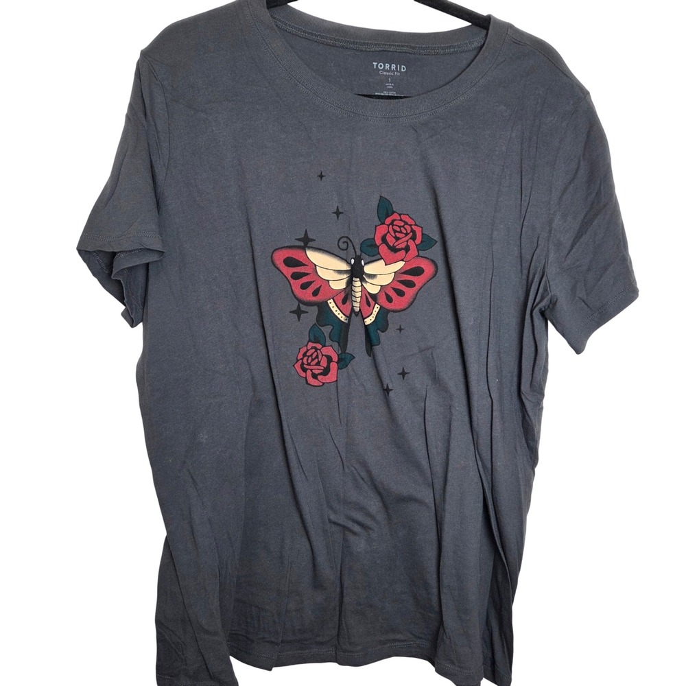 Torrid Butterfly Rose Tattoo Graphic‎ Tee Classic Fit Floral Plus 1X Plus Size